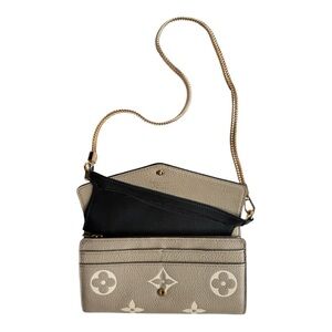 Wallet Insert With Gold Chain